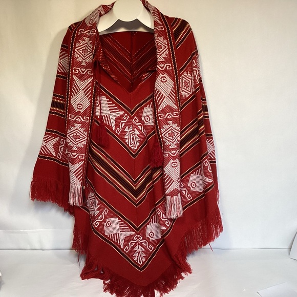 Vintage Western Aztec Poncho Made in Ecuador one size fits most - Picture 1 of 7